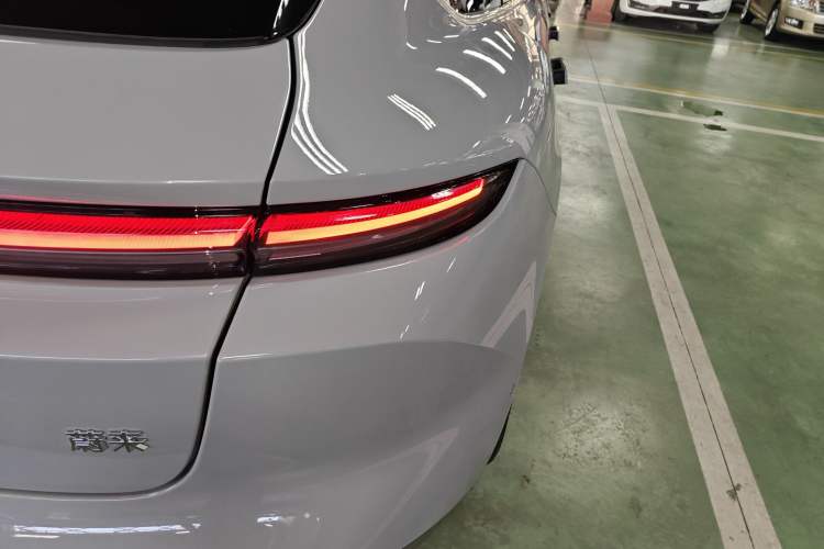 Used Nio ET5T 2024 75kWh Touring Exterior 6