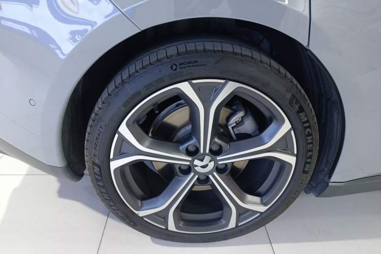 Used Nio ET5T 2024 75kWh Touring Exterior 8