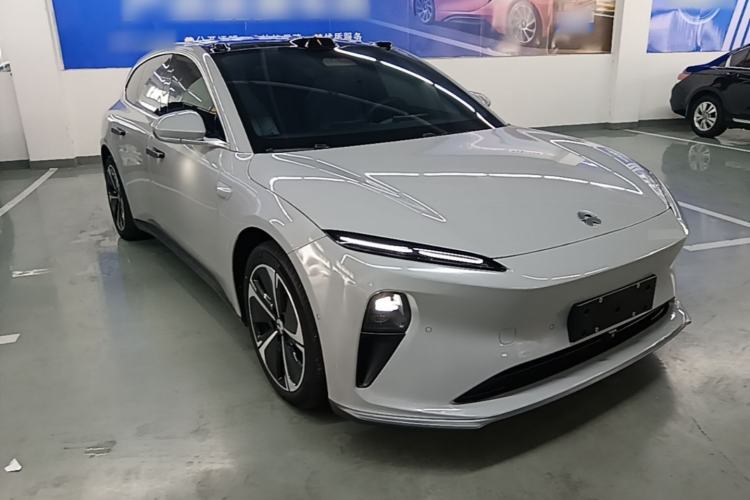 Used Nio ET5T 2024 75kWh Touring Front Right 45 Deg