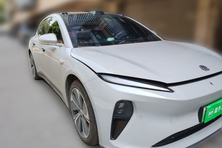 Used Nio ET5T 2024 75kWh Touring Front Right 45 Deg