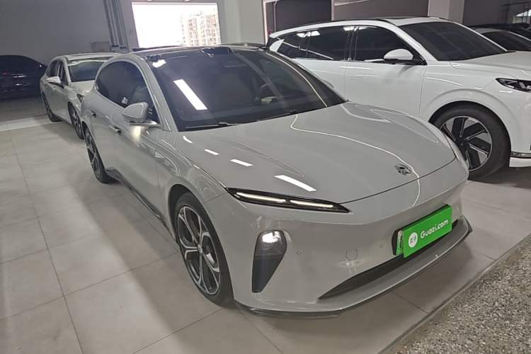 Used Nio ET5T 2024 75kWh Touring Front Right 45 Deg