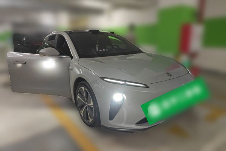 Used Nio ET5T 2024 75kWh Touring Front Right 45 Deg