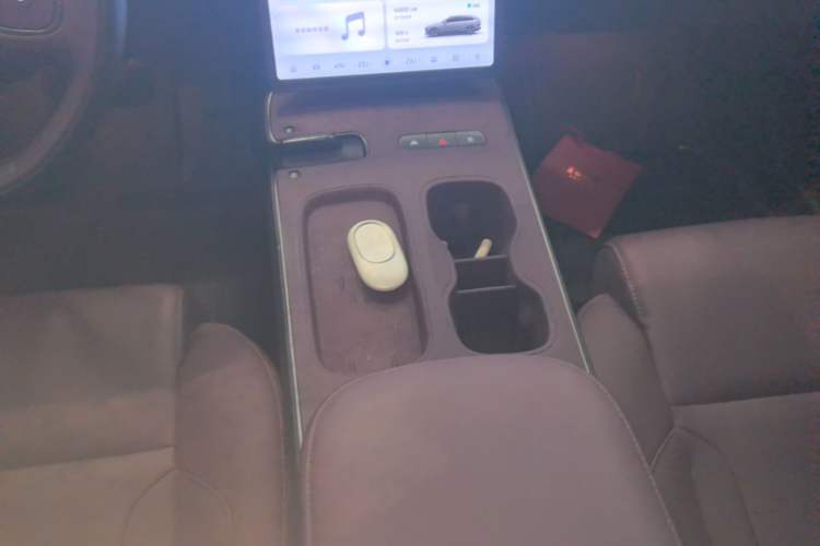 Used Nio ET5T 2024 75kWh Touring Gear Lever