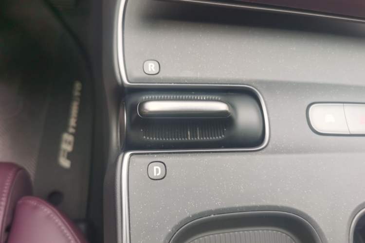 Used Nio ET5T 2024 75kWh Touring Gear Lever