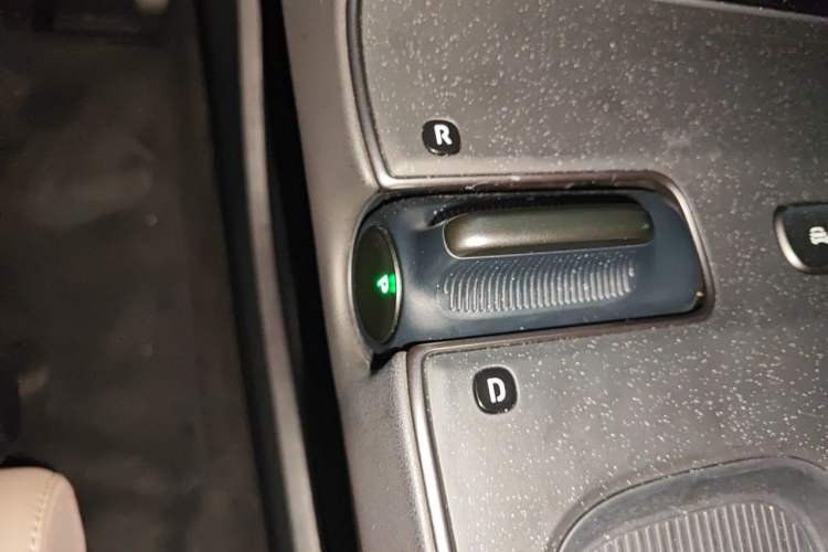 Used Nio ET5T 2024 75kWh Touring Gear Lever