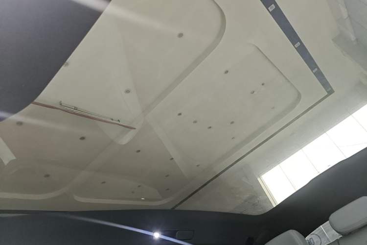 Used Nio ET5T 2024 75kWh Touring Headliner