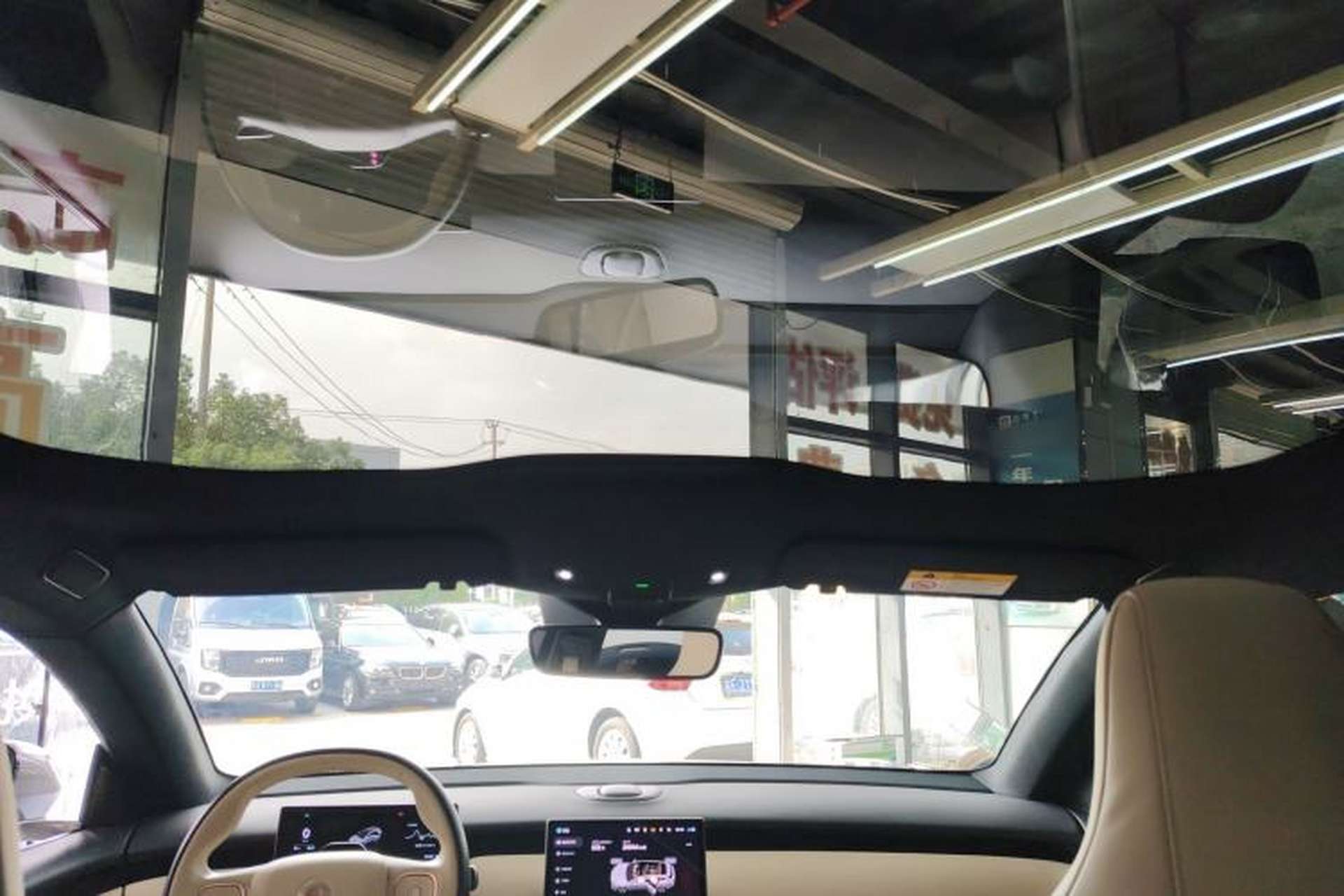 Used Nio ET5T 2024 75kWh Touring Headliner