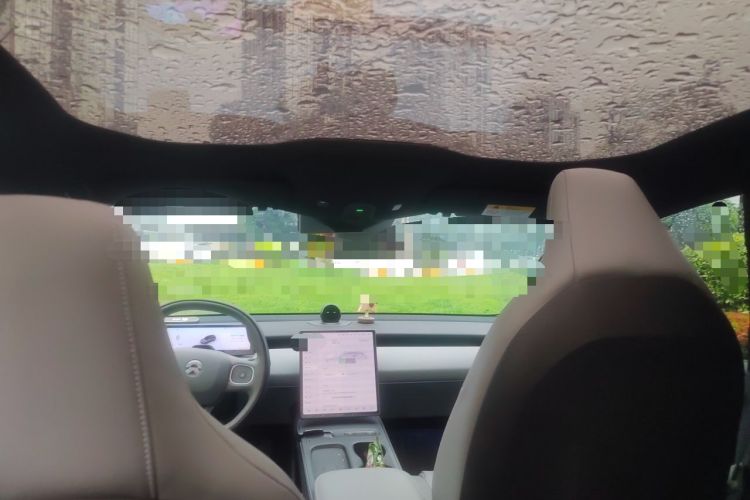Used Nio ET5T 2024 75kWh Touring Headliner