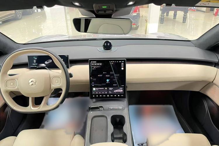 Used Nio ET5T 2024 75kWh Touring Interior 1