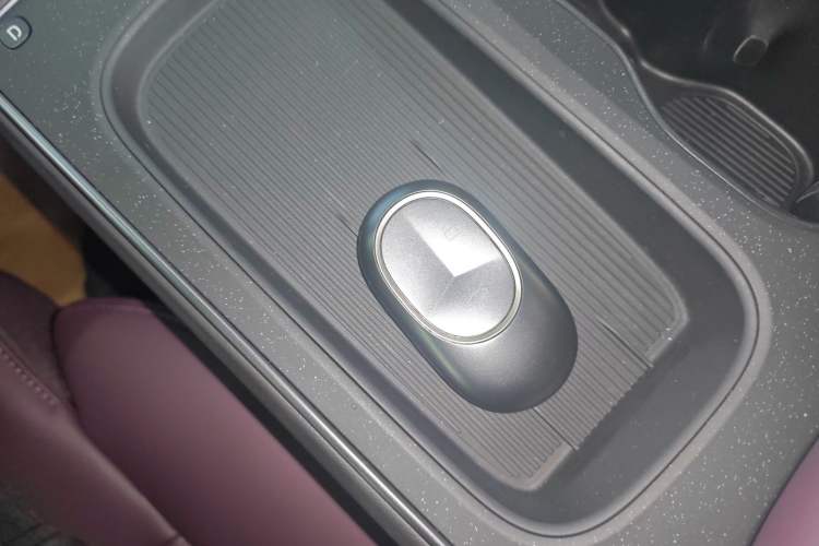 Used Nio ET5T 2024 75kWh Touring Interior 1