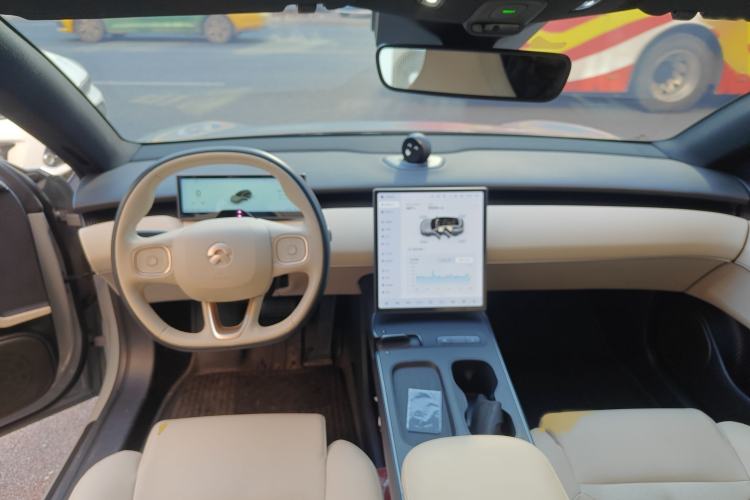 Used Nio ET5T 2024 75kWh Touring Interior 2