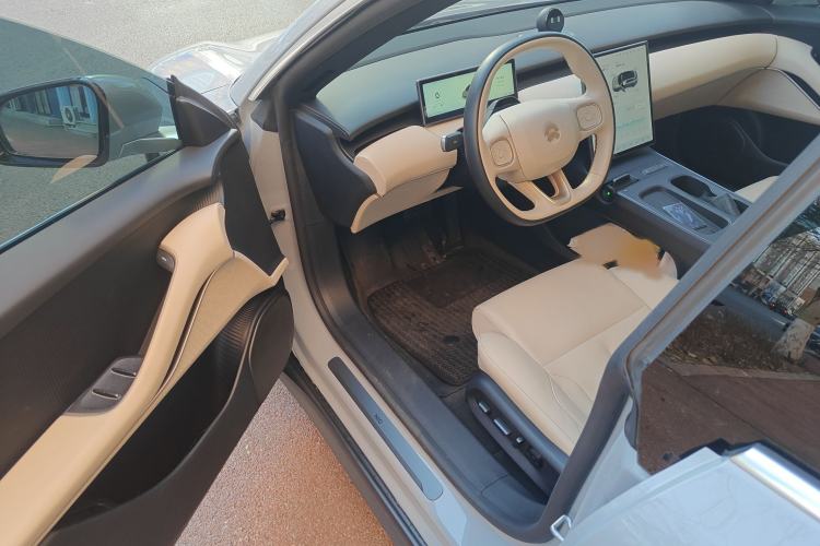 Used Nio ET5T 2024 75kWh Touring Interior 3