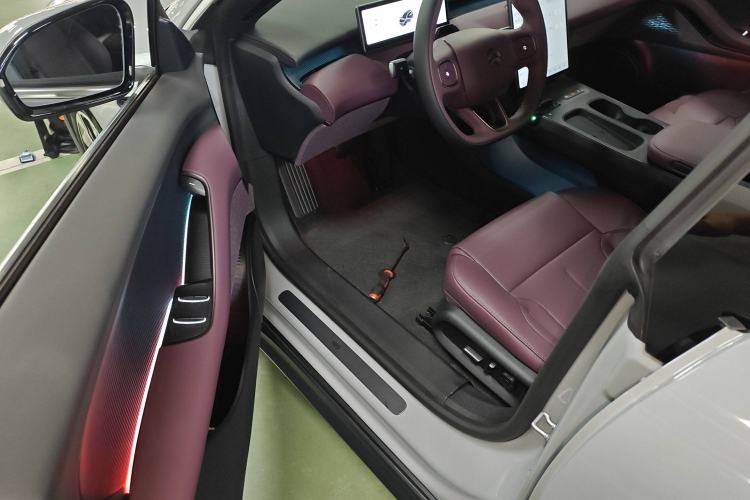 Used Nio ET5T 2024 75kWh Touring Interior 3
