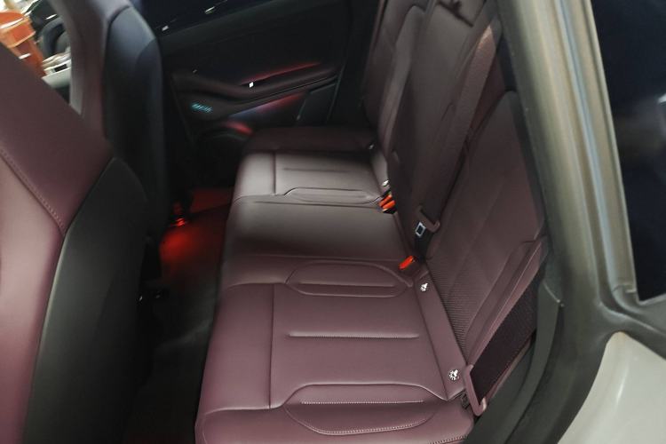 Used Nio ET5T 2024 75kWh Touring Interior 4