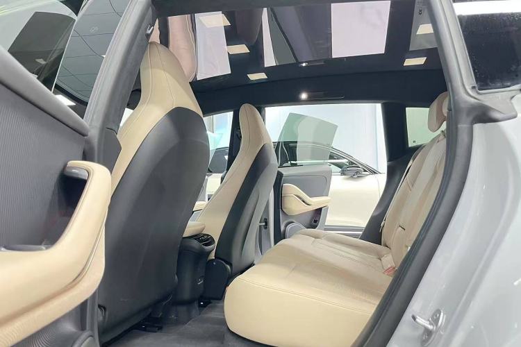 Used Nio ET5T 2024 75kWh Touring Interior 5