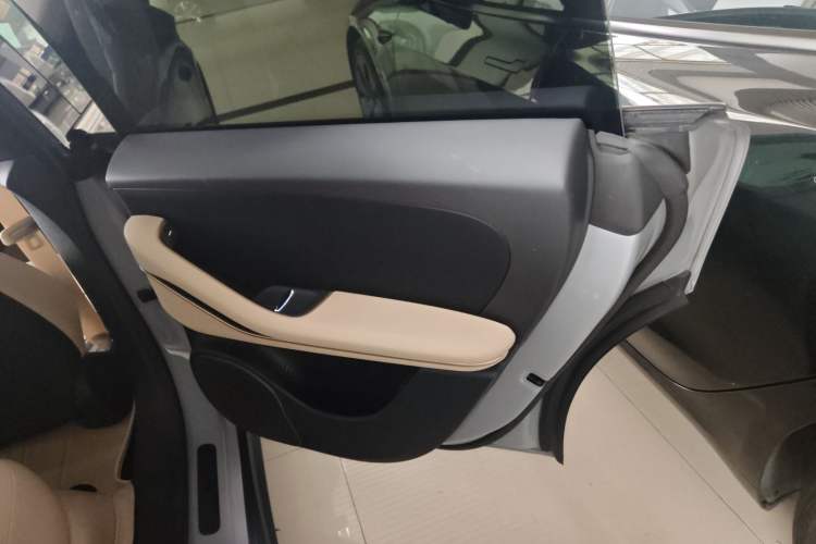 Used Nio ET5T 2024 75kWh Touring Interior 6