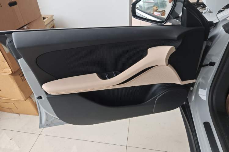 Used Nio ET5T 2024 75kWh Touring Interior 7