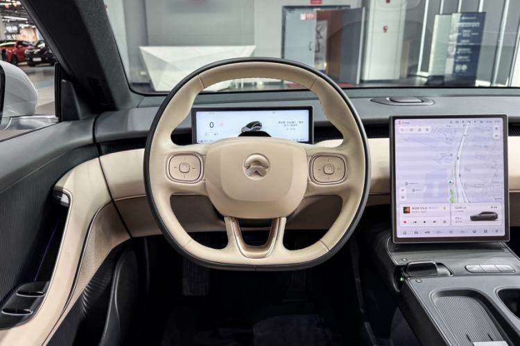 Used Nio ET5T 2024 75kWh Touring Interior 7