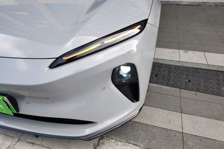 Used Nio ET5T 2024 75kWh Touring Left Front Headlight