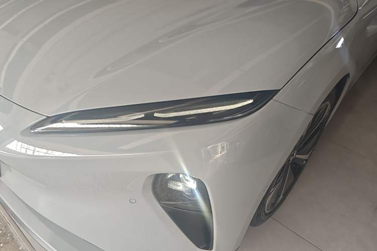 Used Nio ET5T 2024 75kWh Touring Left Front Headlight