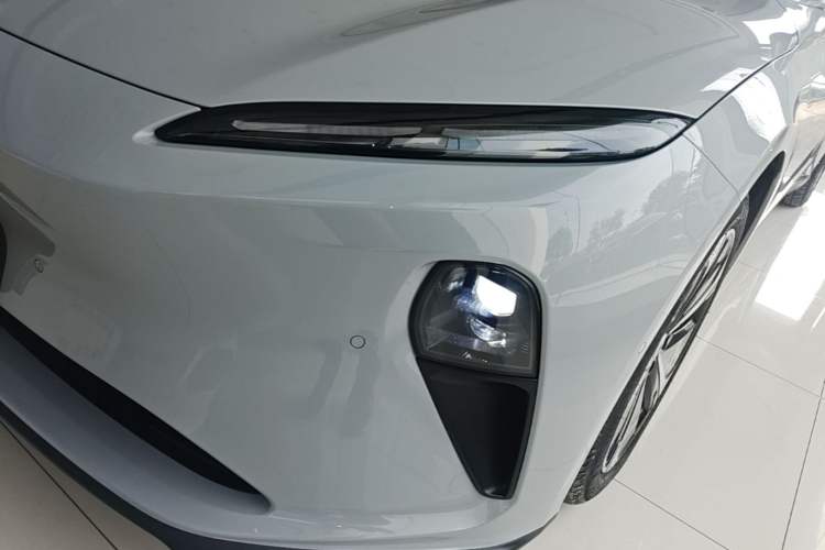 Used Nio ET5T 2024 75kWh Touring Left Front Headlight