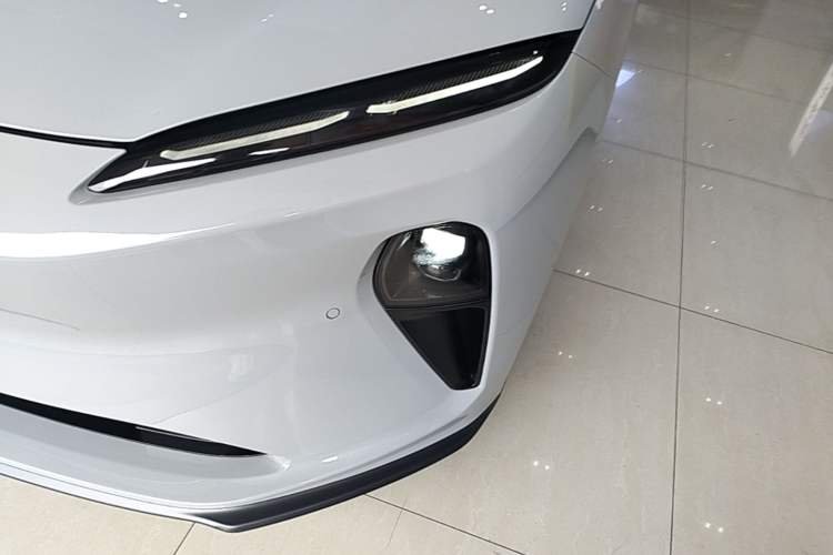 Used Nio ET5T 2024 75kWh Touring Left Front Headlight