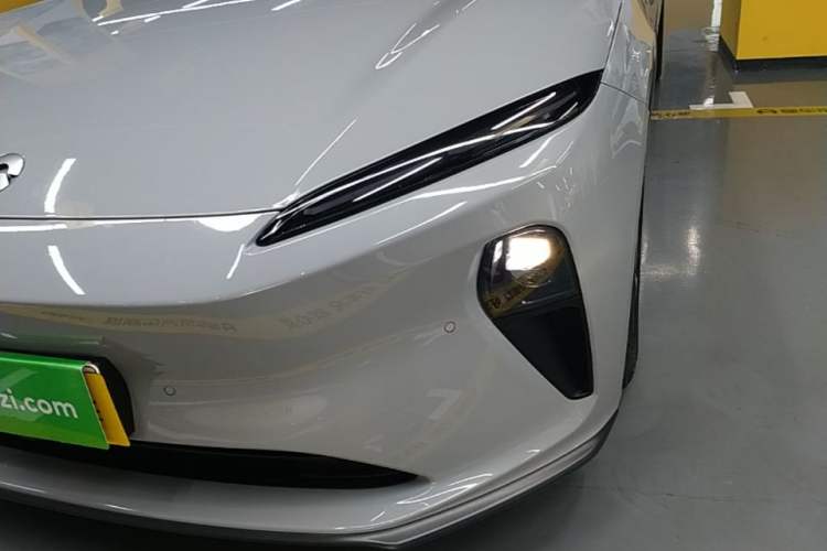Used Nio ET5T 2024 75kWh Touring Left Front Headlight