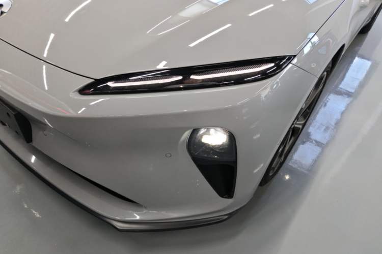 Used Nio ET5T 2024 75kWh Touring Left Front Headlight