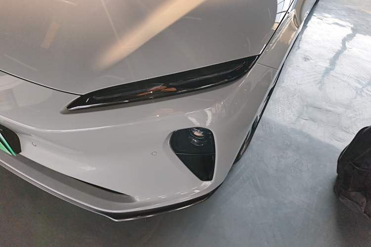 Used Nio ET5T 2024 75kWh Touring Left Front Headlight