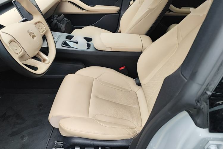 Used Nio ET5T 2024 75kWh Touring Left Front Seat