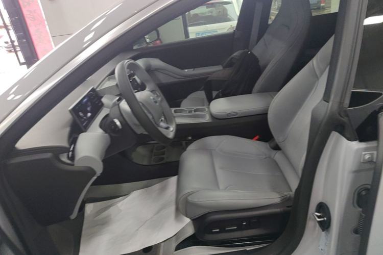 Used Nio ET5T 2024 75kWh Touring Left Front Seat