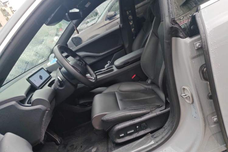 Used Nio ET5T 2024 75kWh Touring Left Front Seat