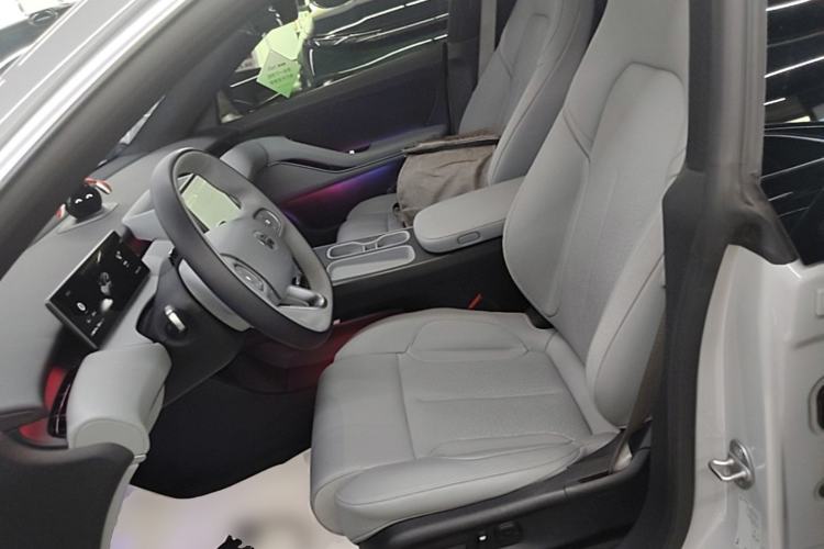 Used Nio ET5T 2024 75kWh Touring Left Front Seat