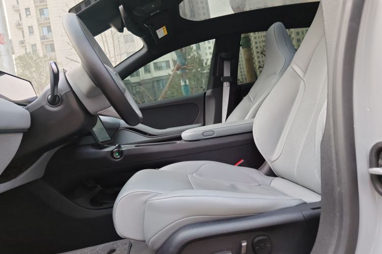 Used Nio ET5T 2024 75kWh Touring Left Front Seat
