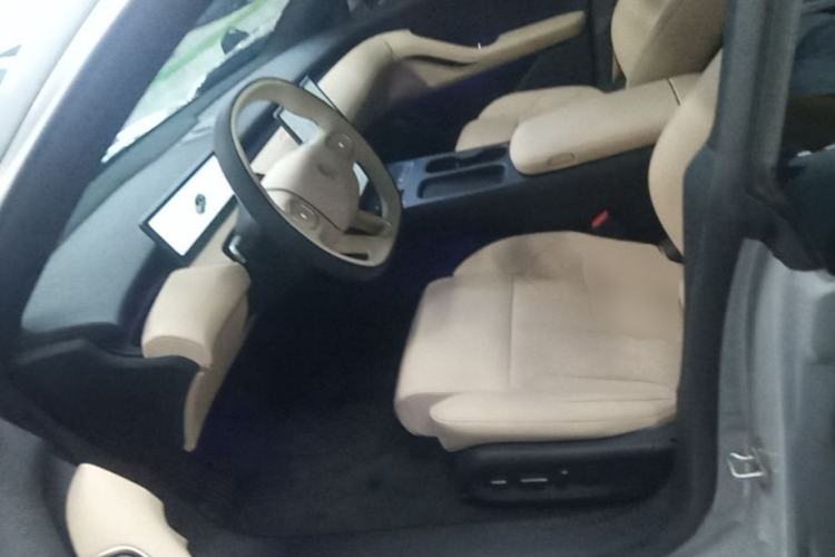 Used Nio ET5T 2024 75kWh Touring Left Front Seat