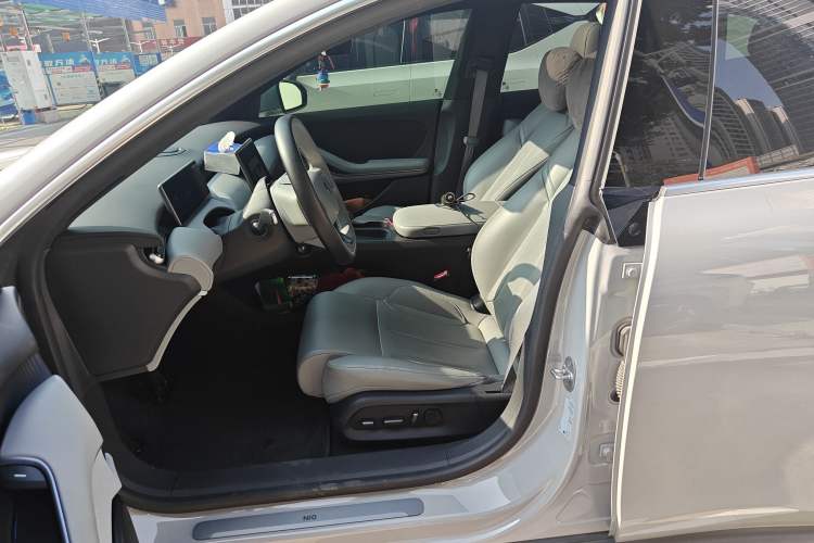 Used Nio ET5T 2024 75kWh Touring Left Front Seat