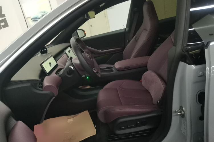 Used Nio ET5T 2024 75kWh Touring Left Front Seat