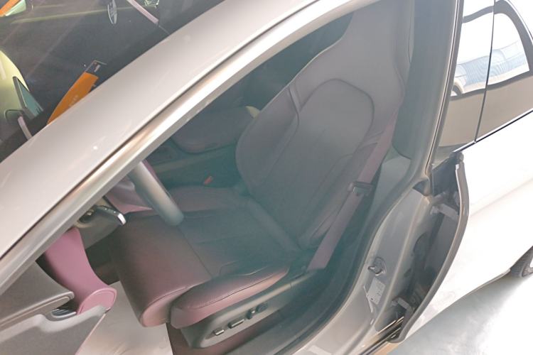 Used Nio ET5T 2024 75kWh Touring Left Front Seat