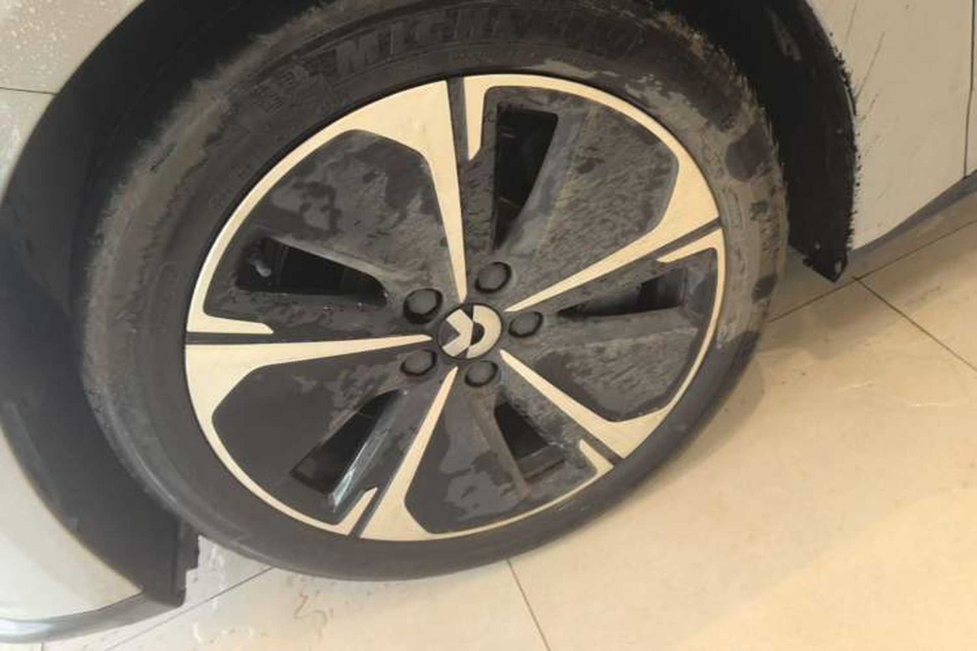Used Nio ET5T 2024 75kWh Touring Left Front Wheel Hub