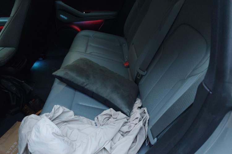 Used Nio ET5T 2024 75kWh Touring Left Rear Seat