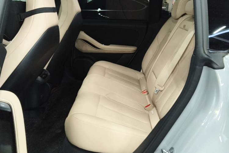 Used Nio ET5T 2024 75kWh Touring Left Rear Seat