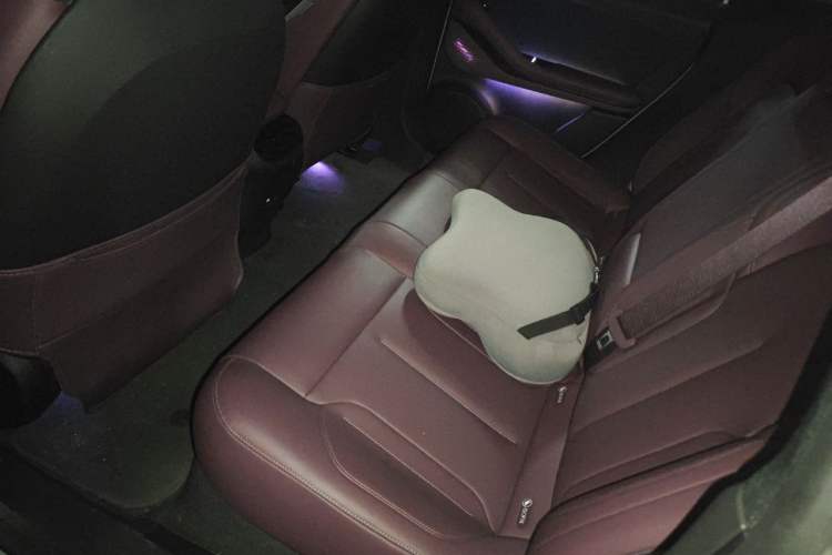 Used Nio ET5T 2024 75kWh Touring Left Rear Seat