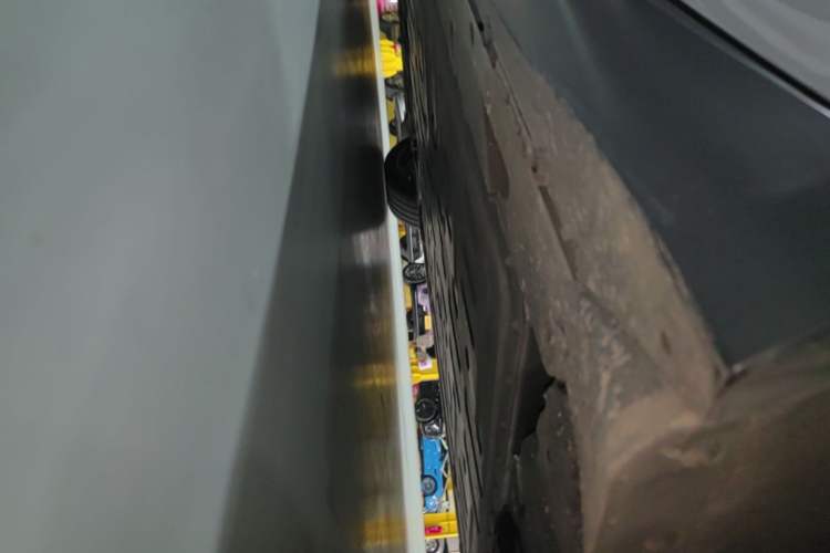Used Nio ET5T 2024 75kWh Touring Left Side Sill