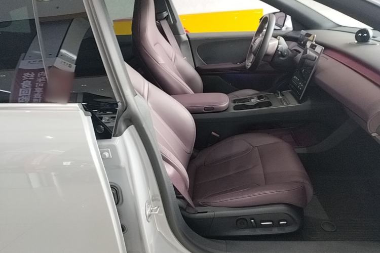 Used Nio ET5T 2024 75kWh Touring Right Front Seat