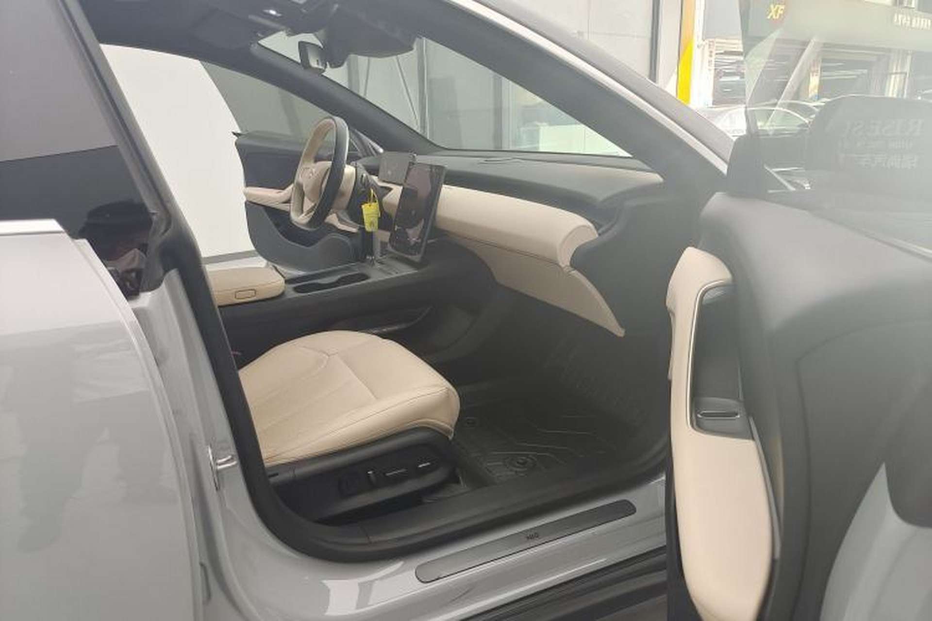 Used Nio ET5T 2024 75kWh Touring Right Front Seat