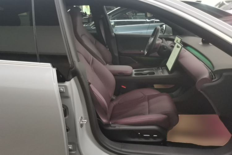 Used Nio ET5T 2024 75kWh Touring Right Front Seat