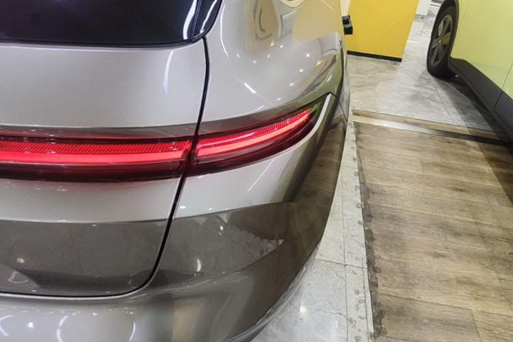 Used Nio ET5T 2024 75kWh Touring Right Rear Taillight