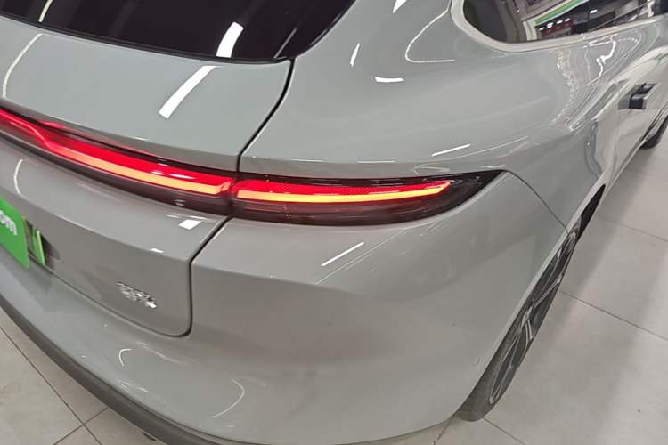 Used Nio ET5T 2024 75kWh Touring Right Rear Taillight