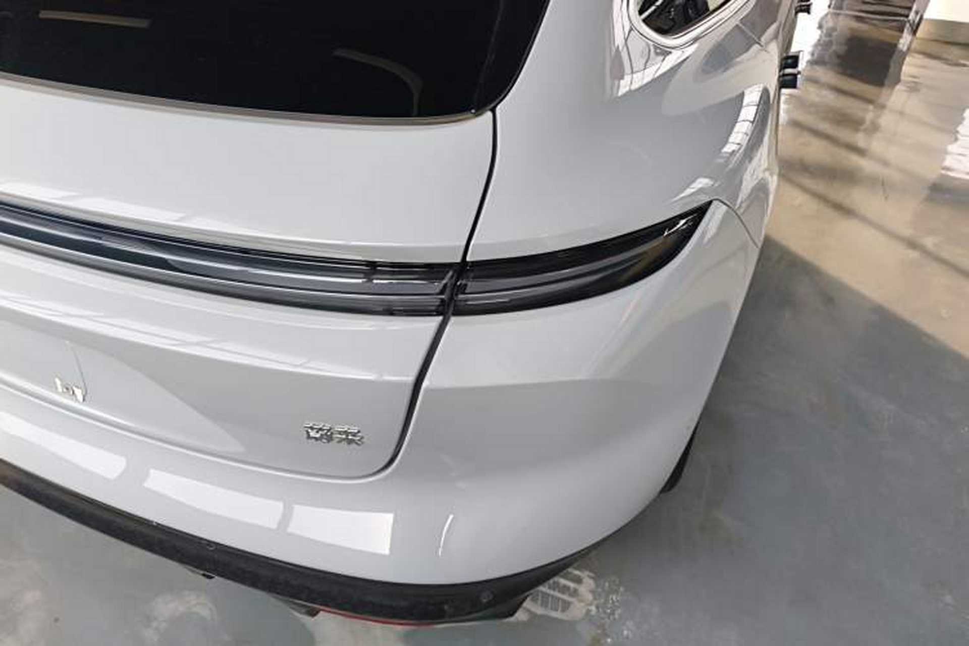 Used Nio ET5T 2024 75kWh Touring Right Rear Taillight