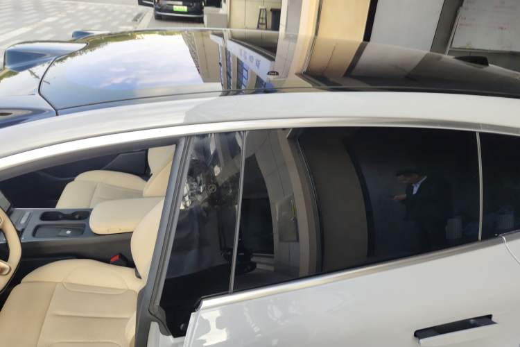 Used Nio ET5T 2024 75kWh Touring Roof